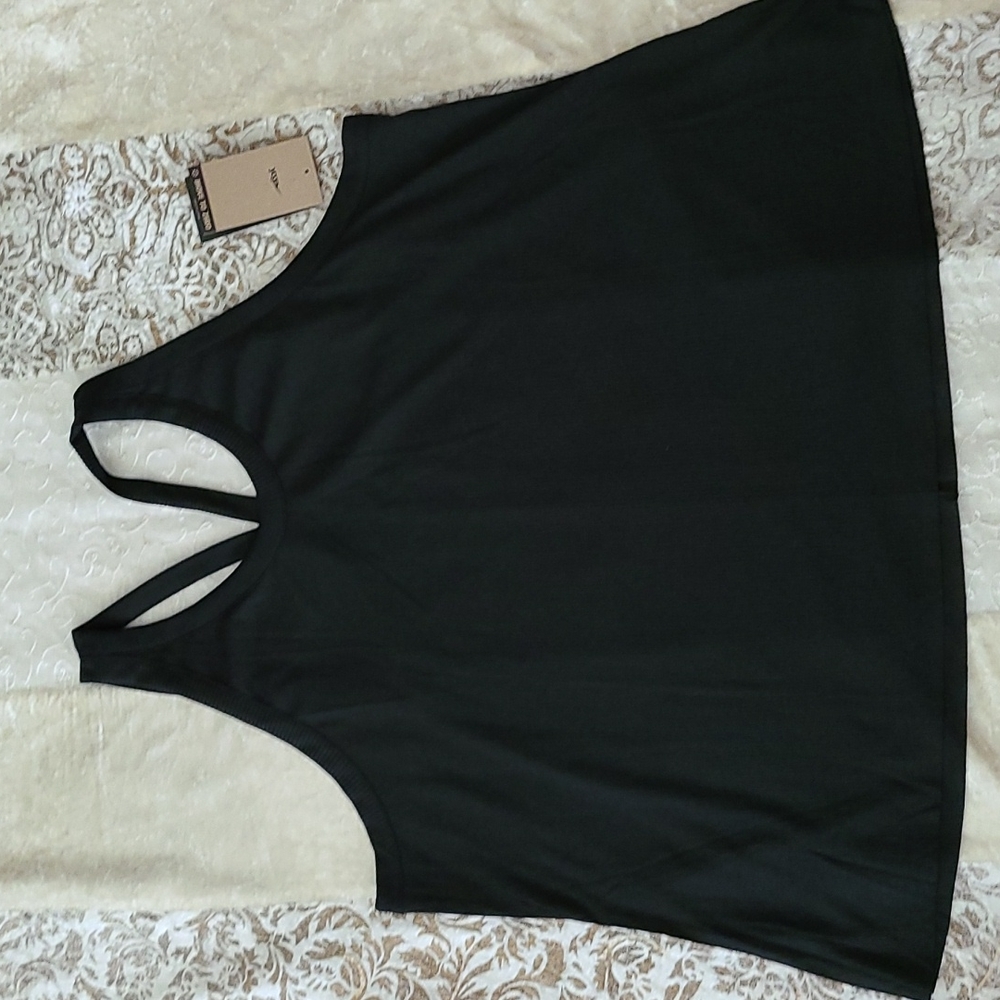 Nike Yoga Luxe 2XL Tank Tee - Picture 4 of 8